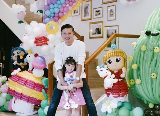 Gading Marten bersama putrinya, Gempita.