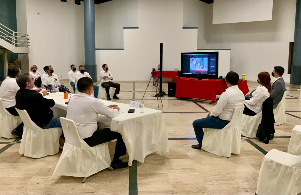 cmiccolima2's tweet photo. Es reelegido por unanimidad Carlos Maldonado Orozco @maldo1col como presidente #CMICColima para el periodo 2021-2022 en votación realizada de manera virtual mediante plataforma digital. Agradecemos a los afiliados la confianza en el proceso y su participación. https://t.co/p5PiKx3yrj