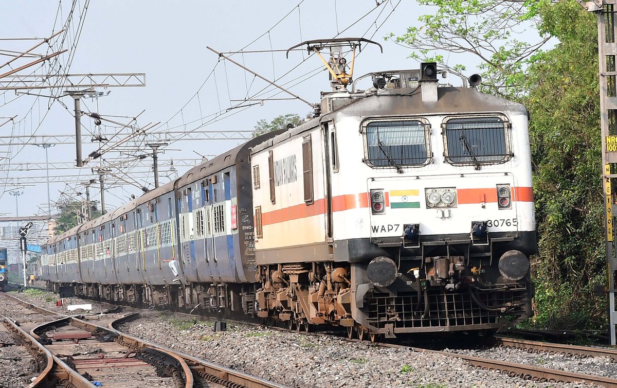 South Coast Railway (SCoR) tweet media