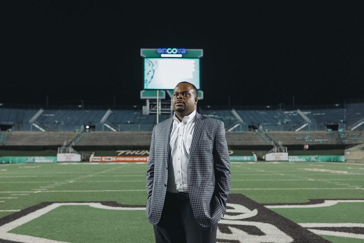 Tomorrow, we go to work! 🟢⚪️

<a href="/CoachHuff/">Charles C. Huff</a> x #WeAreMarshall