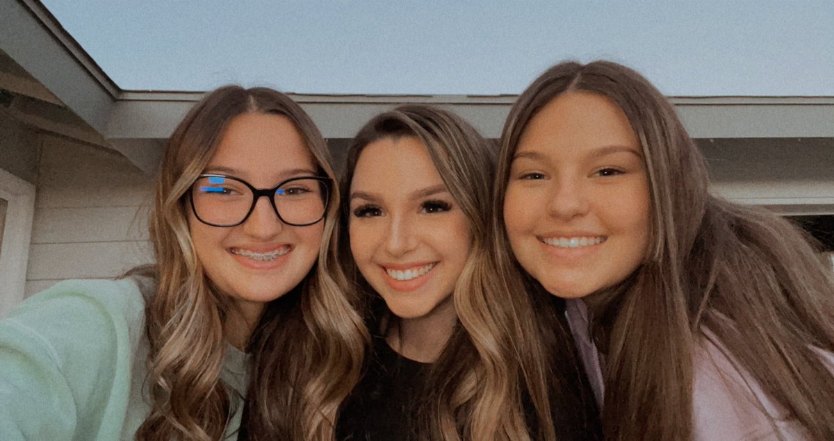j_alannaa's tweet photo. We met today ❣️🥰 https://t.co/cSu5NIrFIW