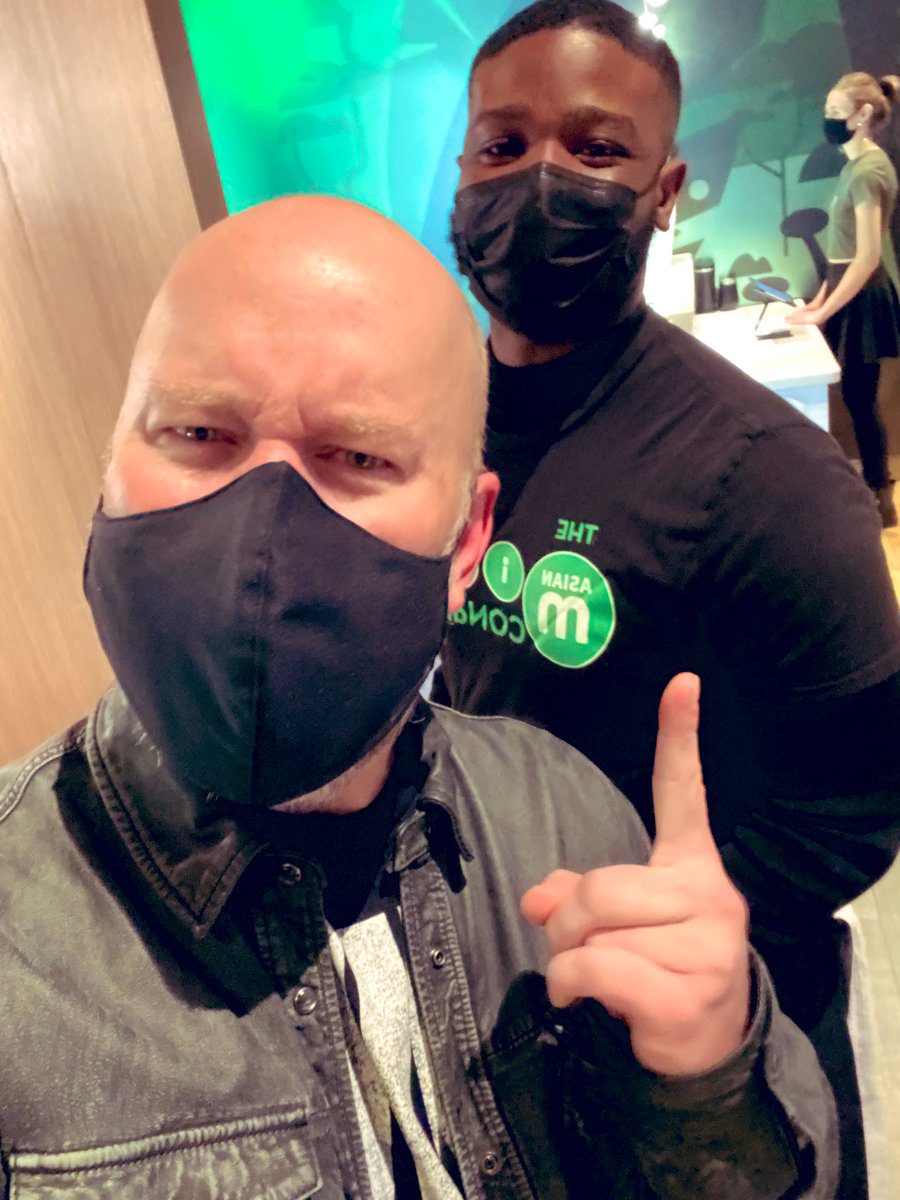 JustChrisSabat's tweet photo. @ArthurEkwevi Haha.  I have proof!  Great to meet you, my friend. https://t.co/hibF2DnM5Q