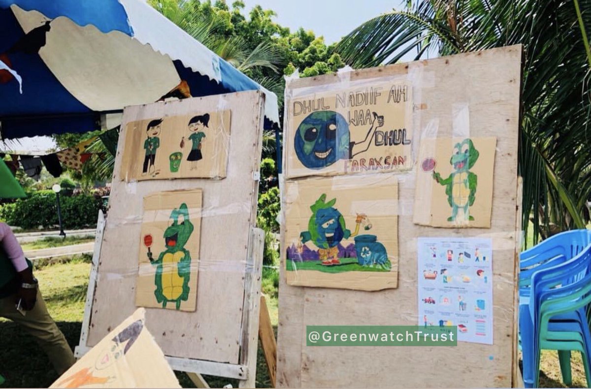 GreenwatchTrust's tweet photo. #GreenSchoolsProgramme: For those creative kids who love drawing, we give opportunity to show how much they love Mother Earth!🌎
#GreenSomalia 🇸🇴 #EcoArts 🌿 https://t.co/W0srfGFhPb