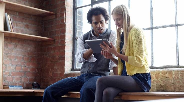 Data and #AI are key tools to understanding and optimising your customer journey. Learn more about #digitaltransformation trends in #banking #CX via ow.ly/YNm550COOkd