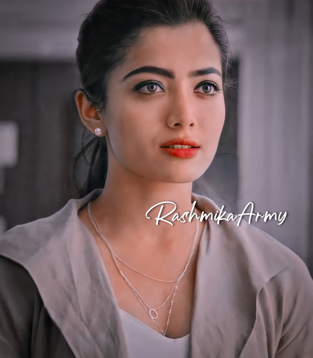 Rashmika_Army_'s tweet photo. 🙈❤️Chaitra @iamRashmika https://t.co/FrMjDeIaOi