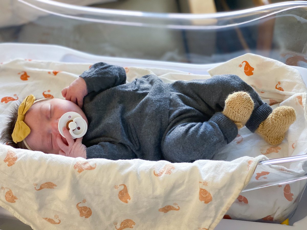 Dodgers's tweet photo. Girl Dad. ⁣
⁣
Congratulations to @kikehndez and Mariana on the birth of their new daughter Penélope! https://t.co/4XHz2CXPqe