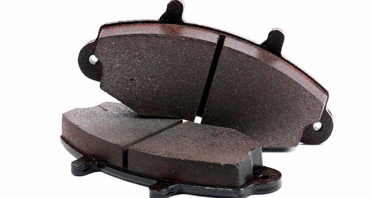 MazdaTips's tweet image. Estas son las balatas amigos 😃, cada cuanto cambiarse ? Depende del uso de auto, pero tienen una vida útil aproximada de 30mil kms, costo aprox x 4pzas es de $2,000 ya con mano de obra, es importante para la seguridad activa del auto. No olviden cambiarlas👍