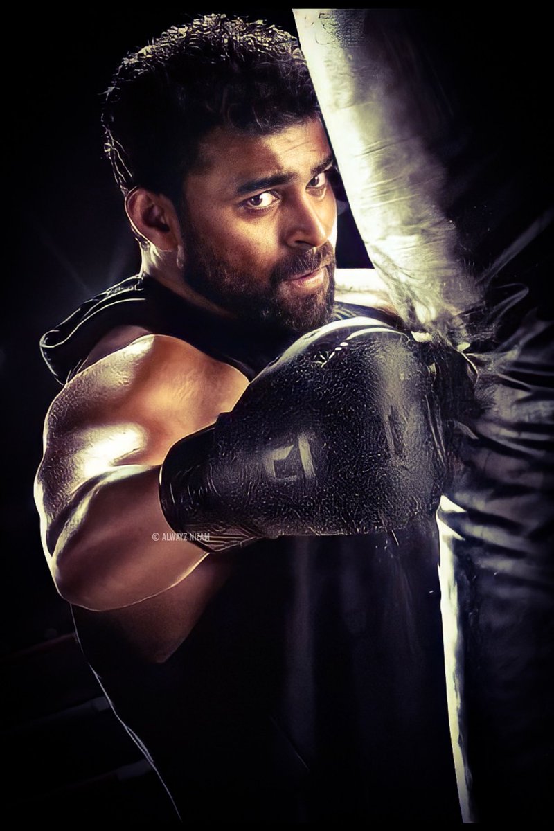 NizamSpeakz's tweet photo. Hbd @IAmVarunTej Bro ❤️ ! 

#Ghani | #VT10FirstLook 
#HBDVarunTej | #HappyBirthdayVarunTej https://t.co/SbVrqisSmO
