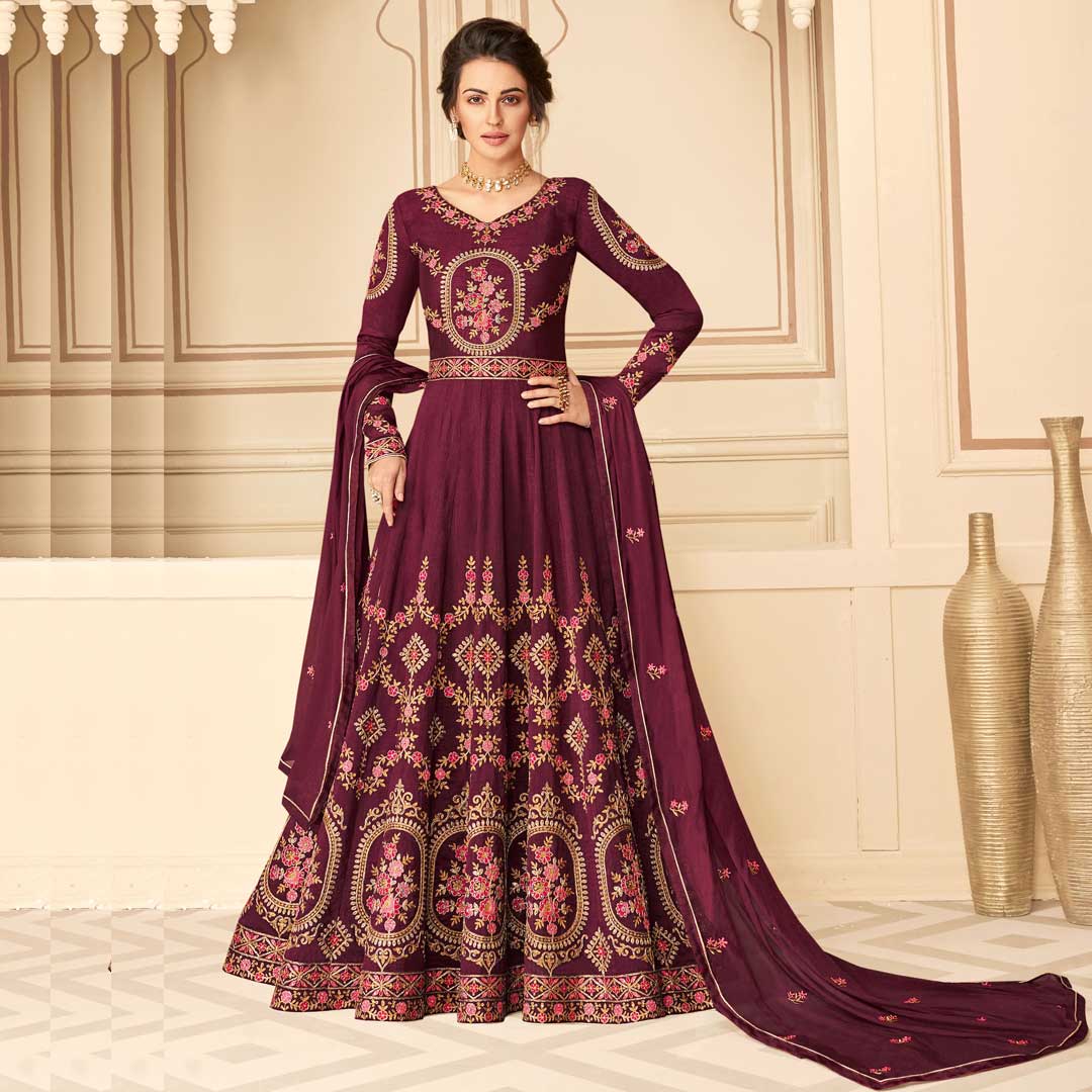 FabjaIndia's tweet photo. Pure Silk Heavy Anarkali Dress New Collection For Ceremony Function...
Leave us a message or reach out on Whatsapp +919265161232..........
Visit: https://t.co/NpRXAXjyET
#fabja #designer #heavygarment #salwarsuit #salwarkameez #salwarsuits #indianwear #fashion #wedding #designer https://t.co/vUvfAzxOQ6