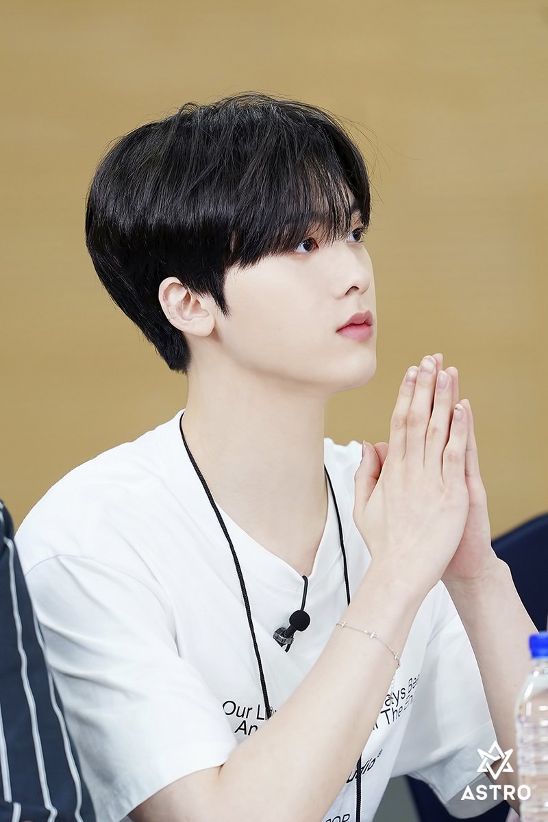 ASTRO OFFICIAL tweet media