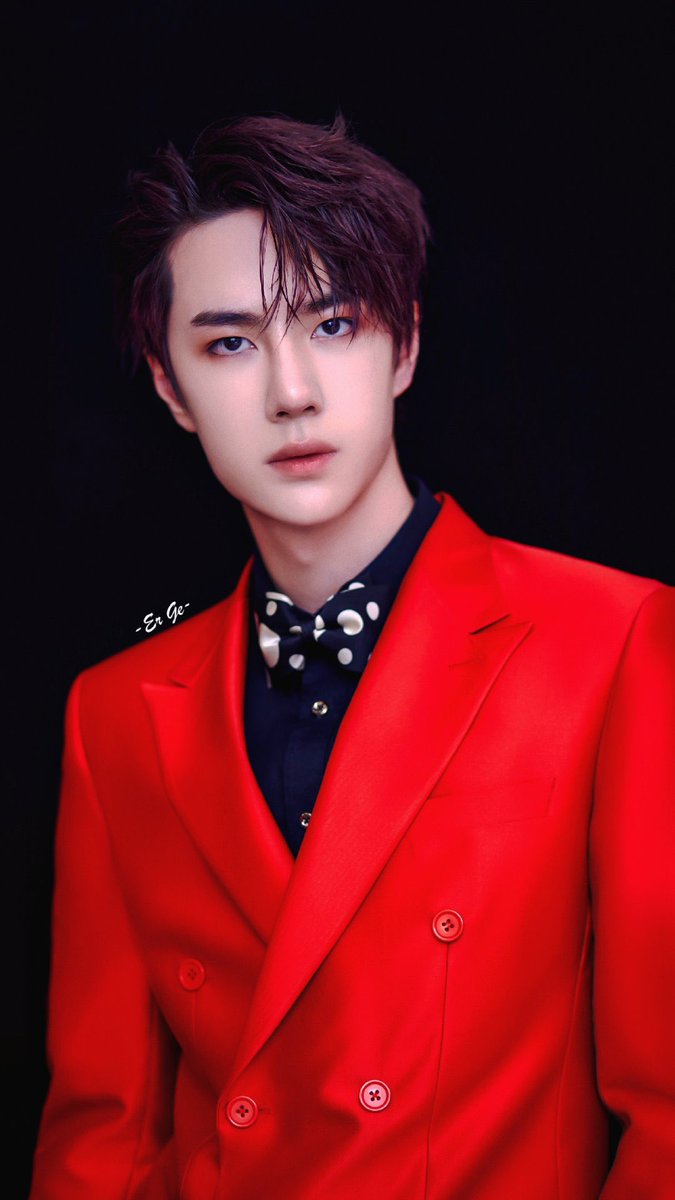 702universe2's tweet photo. จะอวยยังไงให้สาสมกับความสูงส่งนี้ เหมือนกุเดบิวท์มาเพื่อติ่งทั่นอ่ะ https://t.co/wWJl1Tvk4D