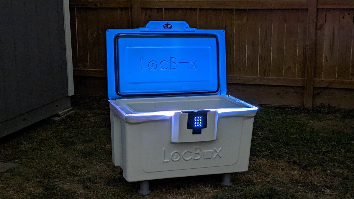 LocBoxes's tweet photo. Your future packages could be delivered at night... https://t.co/cvgkK25IUJ