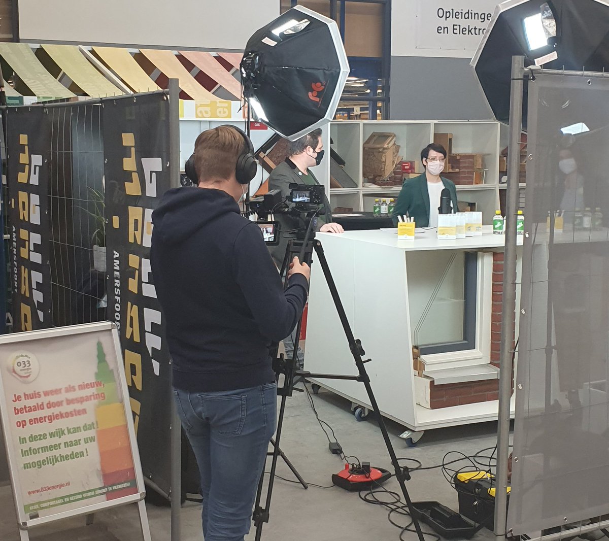 Onze partner <a href="/PerfectKeur/">PerfectKeur</a> is in onze showroom volop coronaproof aan het filmen voor hun campagne #groenGekleurd.