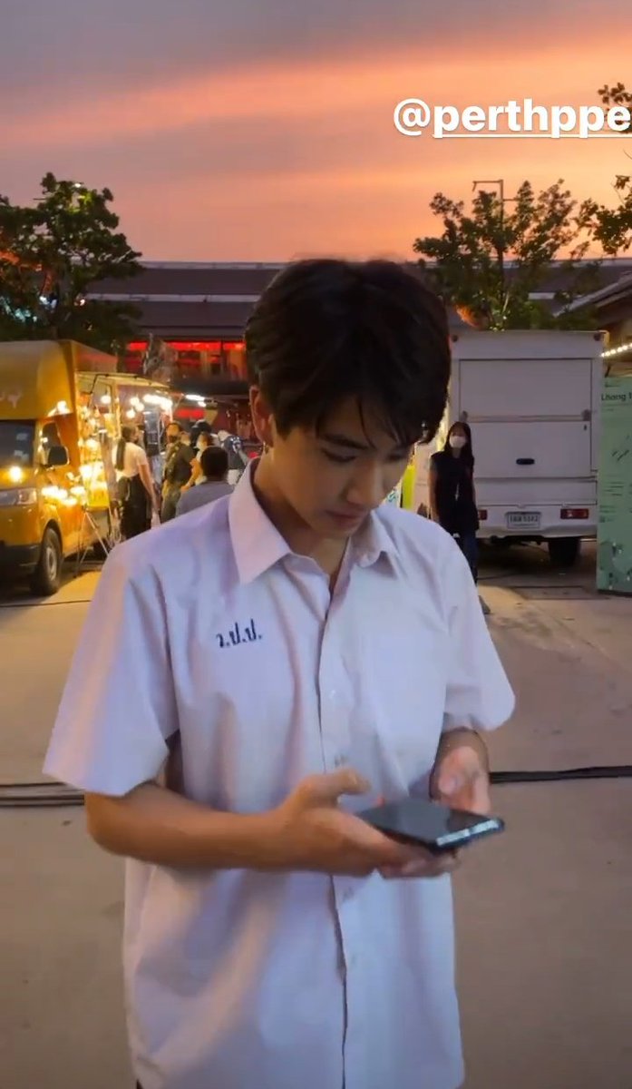 nadddddear's tweet photo. น้องเพิ้ดชุดนักเรียน หล่อมากจนใจเจ่บ เหมือนลูกกลับไปอยู่ม.ปลายอีกครั้ง 🖤
#KDPPE https://t.co/jEvZvYuC7I