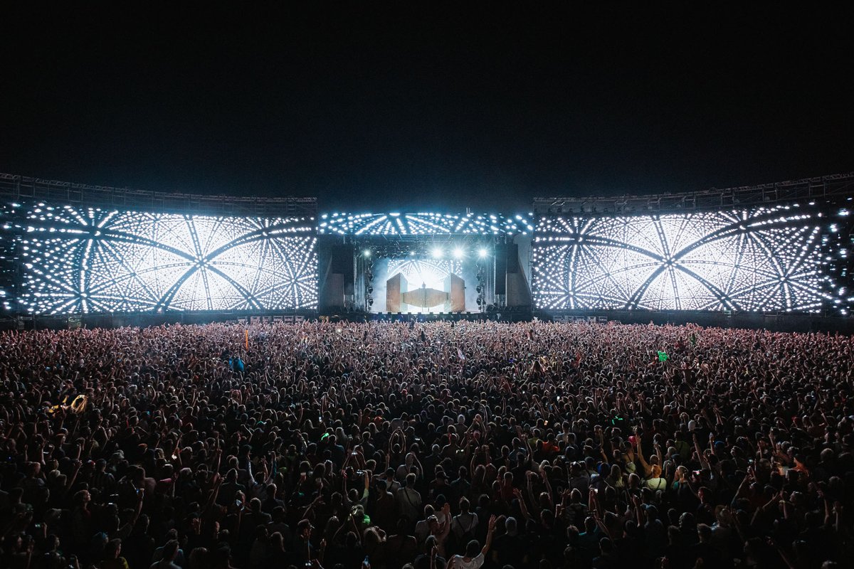 Creamfields's tweet photo. #ArcStage #Creamfields https://t.co/pBMDhVL0UV