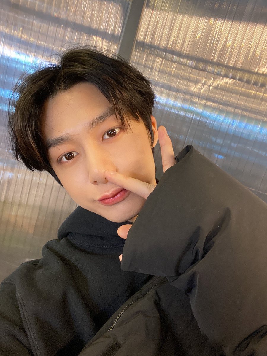 OfficialMONSTAX's tweet photo. 좋으다♡̆̈
#어반디케이 #형원 https://t.co/1BY6LF6saZ