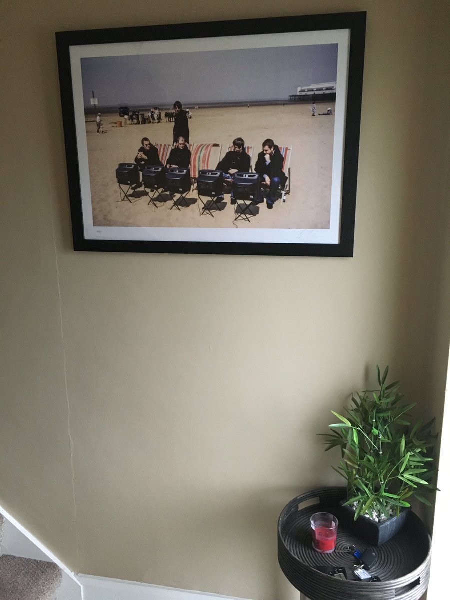 clive power tweet media