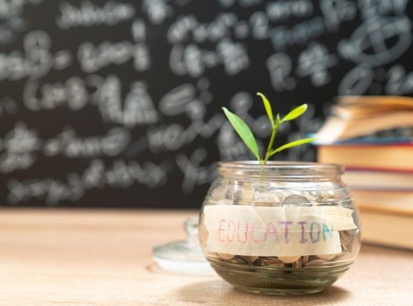 ArbeidsmarktPO's tweet photo. Let op: je hebt nog tot eind van deze week (25 januari) om een subsidieaanvraag in te dienen binnen de subsidieregeling 'Extra hulp voor de klas'. Bekijk hier meer informatie over deze regeling: https://t.co/zNBTTkOvHs https://t.co/zvIzemOxkY