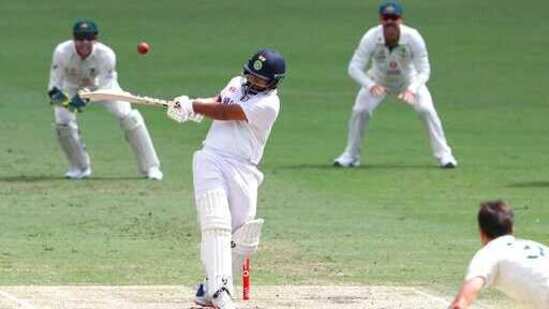 kumarGauravIyc's tweet photo. Guess India never needed those 120 overs. You got your wish come true of an Indian win @ShashiTharoor ji. #FantasticMatch 
#AUSvsIND
#RishabPant 
#PicOfTheDay https://t.co/CKWUxRQmTp
