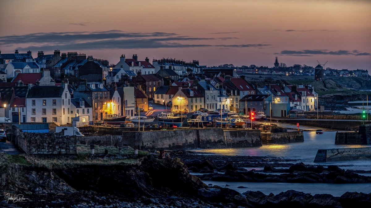 Johnpow1's tweet photo. Yesterday’s walk was on the Fife Coastal Path at St. Monans. I timed it well to coincide with a nice sunrise. https://t.co/KmBCbdWJ4L