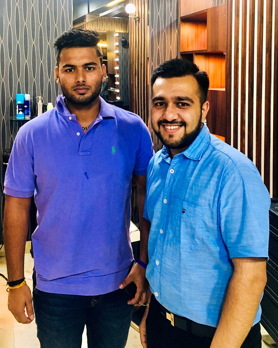 Yashtuteja1's tweet photo. Extraordinary victory. What a performance @RishabhPant17. You rock!
Congratulations to team India on retaining bordargawaskar series !!
.
.
.
#indvsaus #rishabhpant #india #cricket #bleedblue #bordergavaskartrophy https://t.co/YkV6CLzmEO