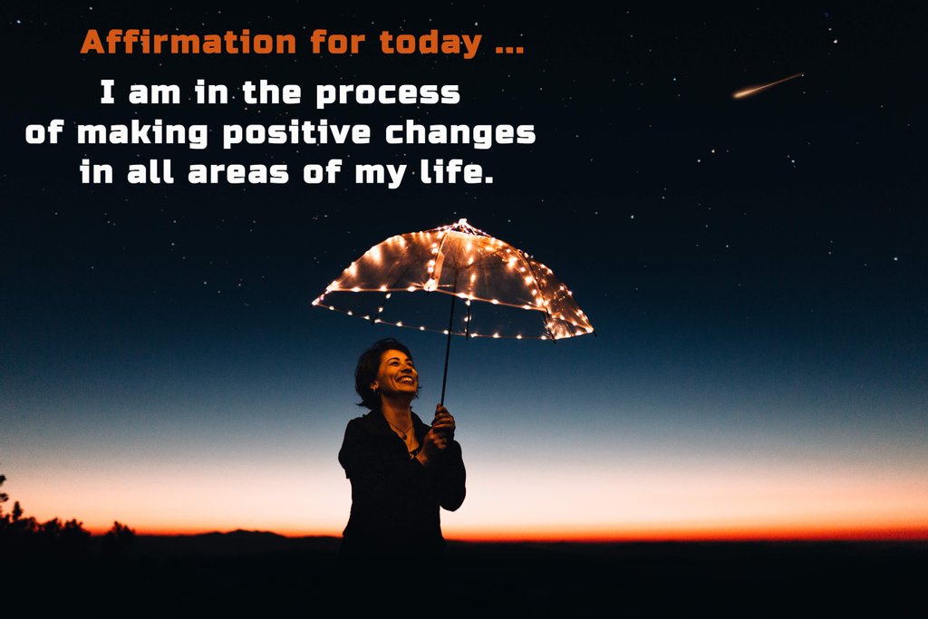 GordonTheGuru's tweet photo. I'm sensitive to the fact many people in the world are suffering like never before. If that's you, this may seem like the farthest thing from your current experience. Please remember you're always using affirmations, positive or negative. Keep them positive &amp; keep the faith. https://t.co/m1xSv0jXfe