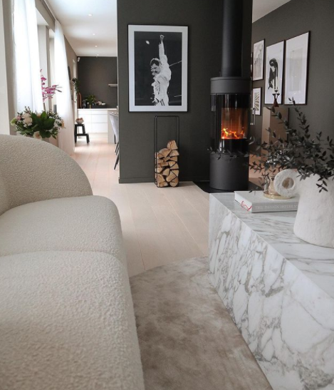 SofaCompanyZA's tweet photo. 🐑 THROW YOURSELF A TEXTURE PARTY 🐑

Texture is just as important as colour when it comes to curating a happy haven. We love how the Maya cream fabric of our Paula couch contrasts yet complements the marble and natural materials of this lounge set-up.

Danish design for you. https://t.co/cuS1etmSPS
