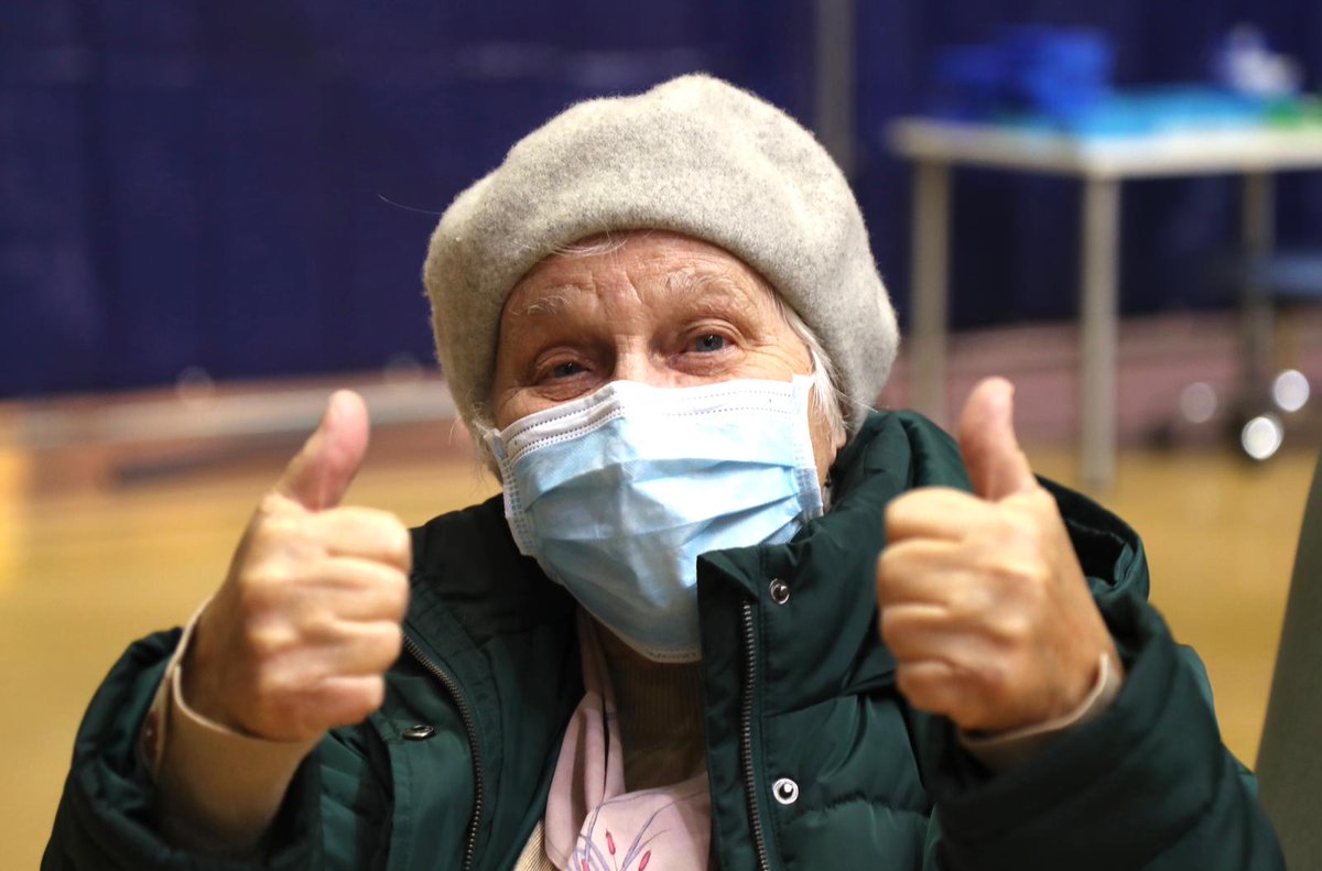 THREAD: Hard to get a handle on the moment yesterday as our large  #COVID19  #vaccination centre opened its doors at  @BHLIVE_UK's BIC in  #Bournemouth. So proud of all my wonderful  @DorsetHealth colleagues for their hard work and dedication. The faces of our patients say it all 