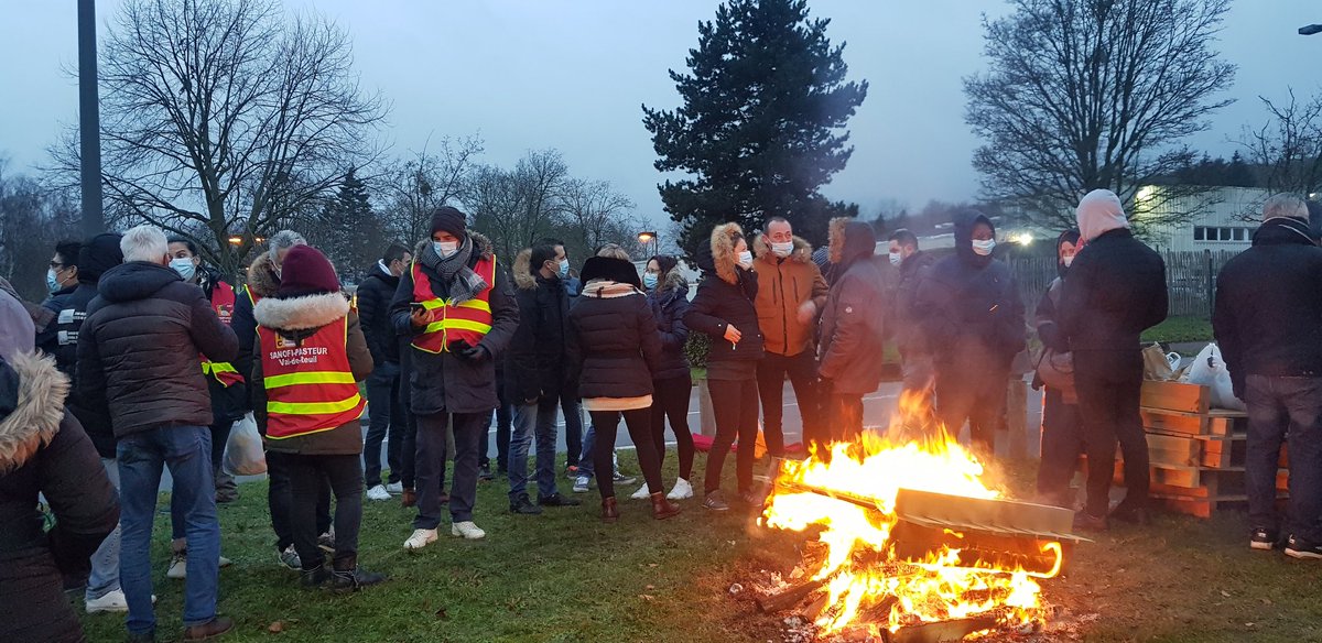 CgtSanofi's tweet image. SANOFI Pasteurs Val de Reuil les grévistes sont présents depuis 5 h ce matin. Ce mouvement sera historique @SanofiFR.