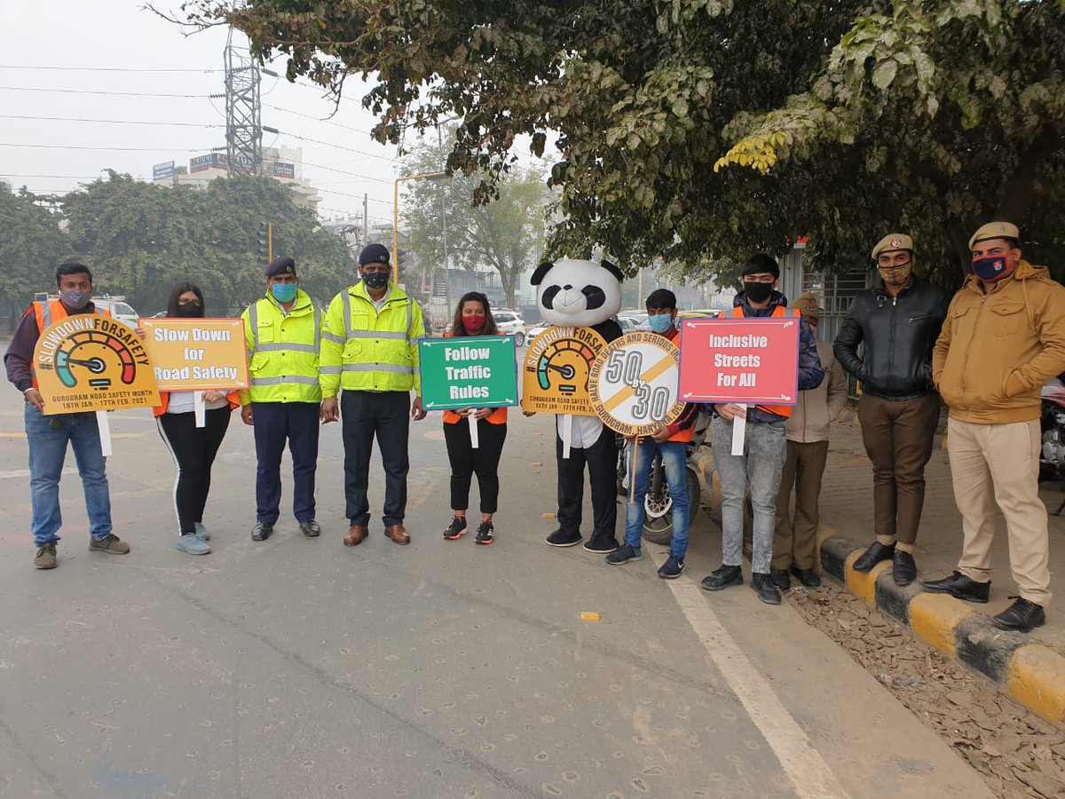 'Zero Tolerance Drive' checks are underway in #Gurugram 
Prime cross-roads &amp; nodes are being closely monitored by officers to inculcate a behaviour of "following #TrafficRules " amongst drivers

Heed lessons from Traffic Panda 🐼
Support #NationalRoadSafetyMonth 
#RoadSafety