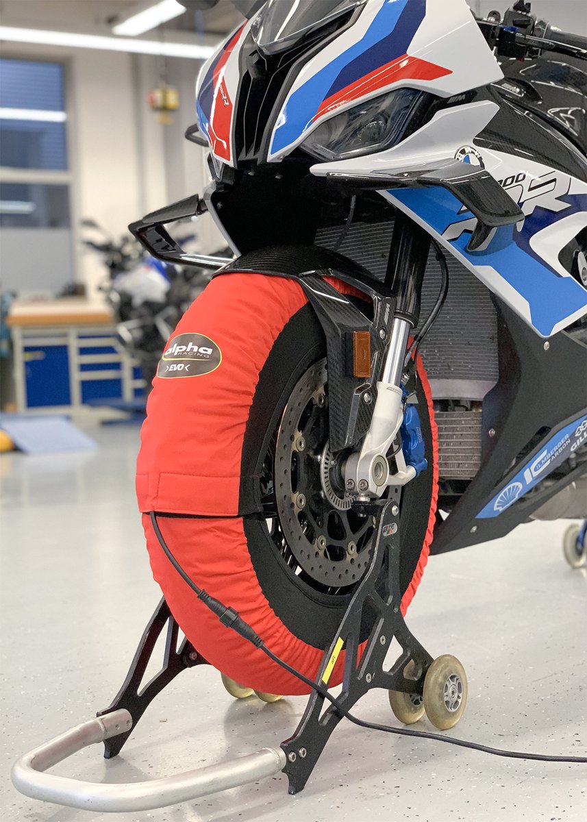 alphaRacing tweet media