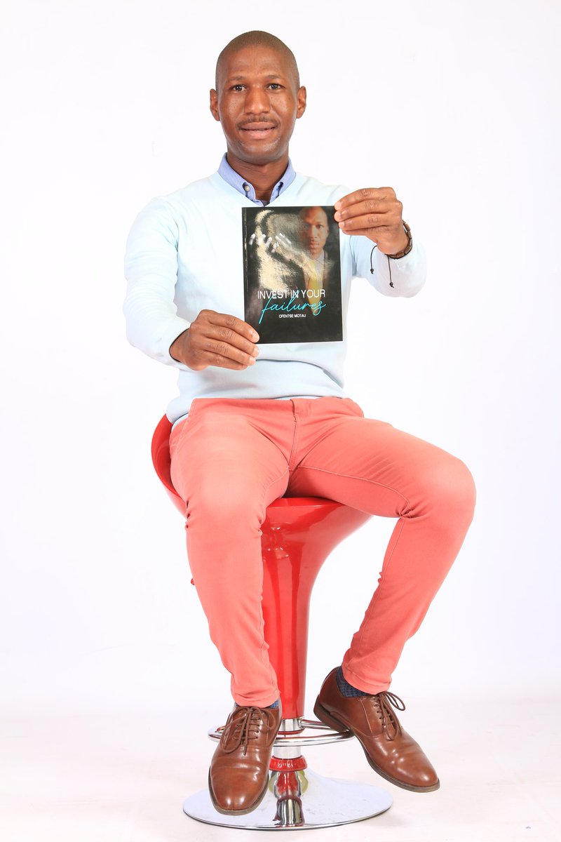 OfentseMotau tweet media