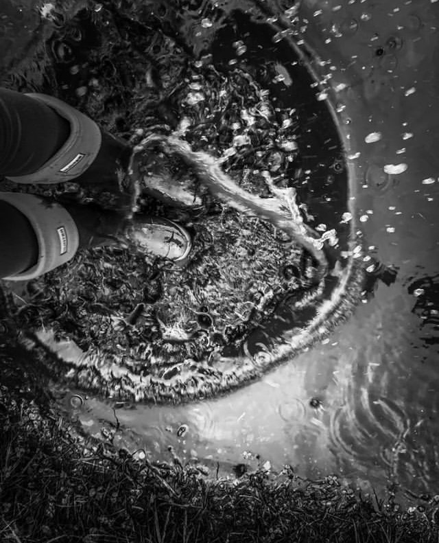 PhotographyAcad's tweet photo. #StudentSpotlight: Rainy days captured by #BAPHstudent Emma Prendergast. 📷
Check out all her great work: https://t.co/SOHoHRf2Ls

#photographycourse #blackandwhitephotography #BAPH https://t.co/wde8WoqdiQ