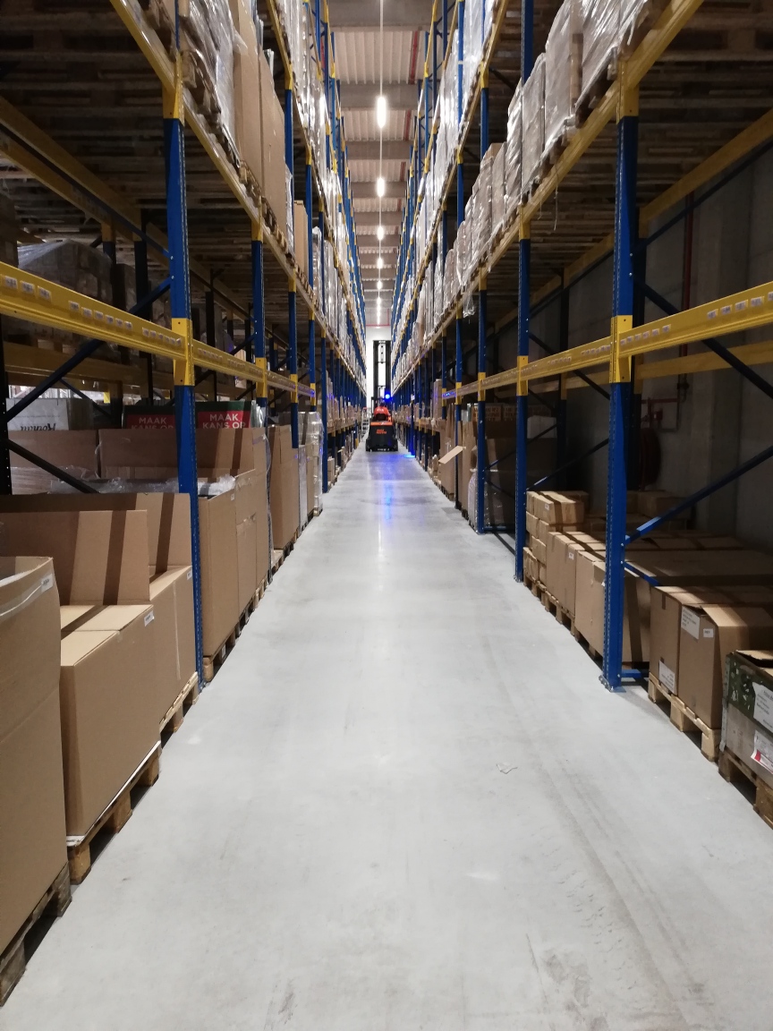 Gelenkstapler's tweet photo. Wachstum im  E-Commerce / Online Handel. Günstig, schnell und einfach mehr Platzt. Jetzt Kostenlos unser neue Optimalisierungsplan anfragen! #Gelenkstapler #therealgelenkstapler #MehrplatzfürdieZukunft 

https://t.co/qI4h81shLl https://t.co/HknpEUJhN2