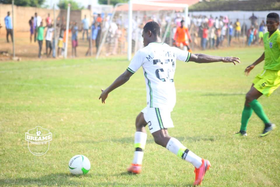 DreamsFootballC's tweet photo. 🎩| #TuesdayInspiration

You don’t have to be great to start, but you have to start to be great. 

📢 | @eshonajr22 https://t.co/RYxKAJSGgL