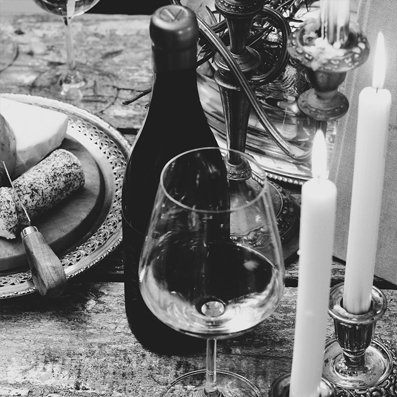 While the days are still hot and sunshine hours long, there is nothing better than enjoying our Chardonnay around the family table with some seasonal produce.

#Chardonnay2019 #SebastianChardonnay2019 #LozarnWines #LozarnMoments