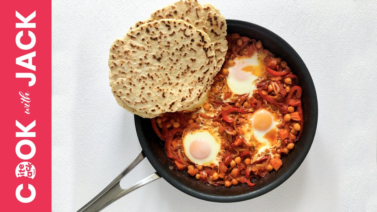 BiteBack2030's tweet photo. Spanish style eggs are super popular and a very instagramable lunch/dinner. Want to make this tasty meal? Shopping list for all 5 #FreeSchoolMeals budget recipes on Pg 90. Recipe and video tutorial on Pg 92 of the #CookWithJack cookbook.
https://t.co/HujT261Gxl https://t.co/i9PTDJLp5g