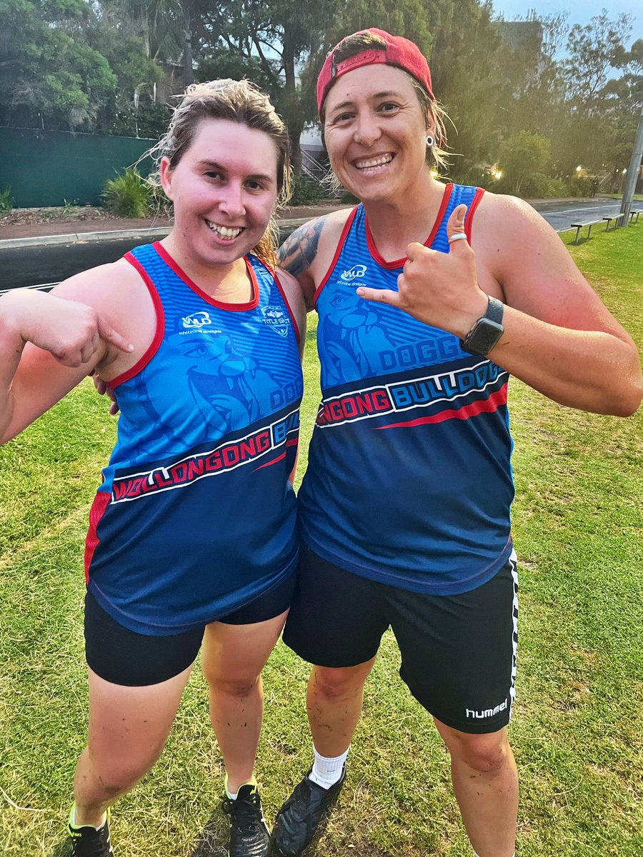 teanielmarie's tweet photo. Ignore my red face but FOOTY IS BACK! #howgoodsfooty #aussierules #girlscankick https://t.co/WAXzBgHAG7