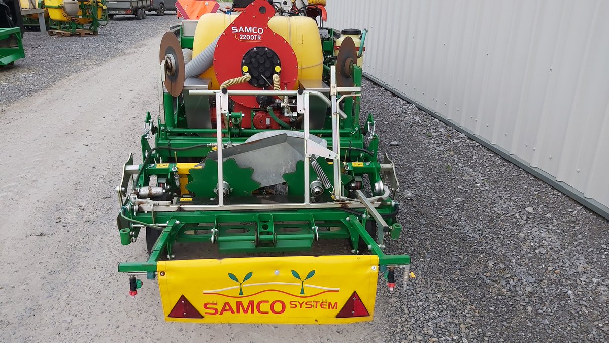 samcosystem's tweet photo. 2019 - 2 row machine. Ex demo model only drilled 8 Ha in 2 seasons. Now available for purchase, ideal for small holdings or #sweetcorn growers. https://t.co/LND9qEPWSF
