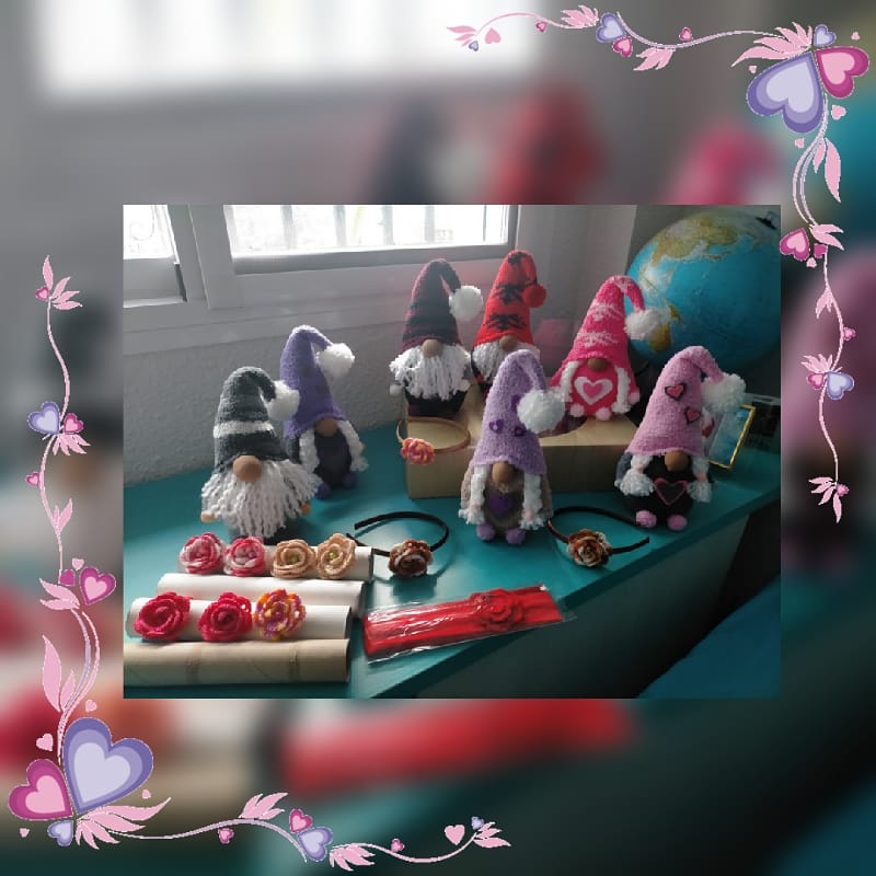 ¡Buenos días ☀️!
Desde Alojha queremos agradecer ☺️ a las trabajadoras de Estela Marís y al grupo de voluntarias Mari Carmen, Maria José y Dolores, su esfuerzo y labor por elaborar manualidades para seguir recaudando fondos para nuestra entidad.Gracias y buen día 🤗.