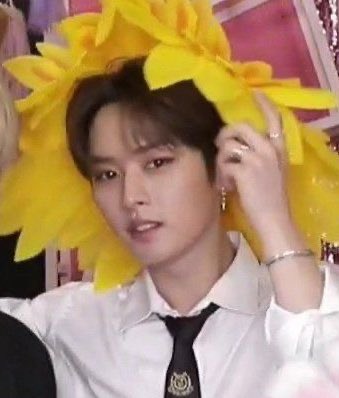 — minho pics that are in my mind rent free; a beautiful thread  #StrayKids  #skz