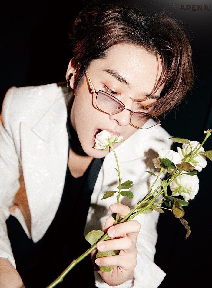 — minho pics that are in my mind rent free; a beautiful thread  #StrayKids  #skz