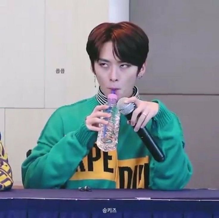 — minho pics that are in my mind rent free; a beautiful thread  #StrayKids  #skz