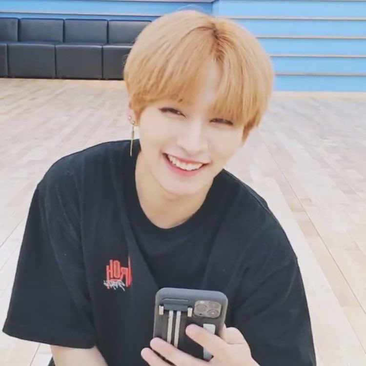 — minho pics that are in my mind rent free; a beautiful thread  #StrayKids  #skz