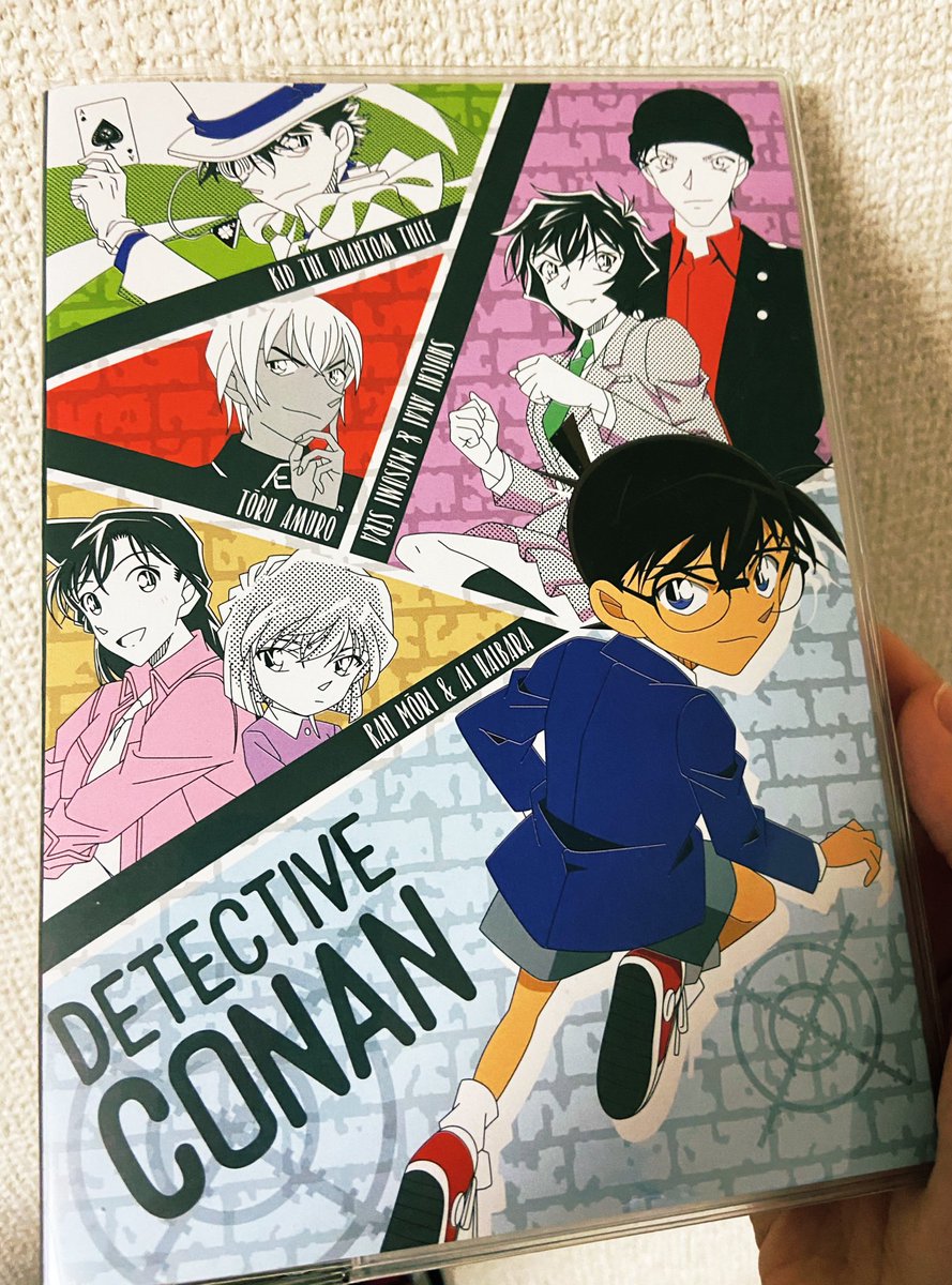 kaho_Suzunya's tweet photo. 上京してからスケジュール帳は
「エトランジェ・ディ・コスタリカ」というメーカーさんを愛用してたのですが、今年はそれ(⬇︎左)を買った直後 コナン(⬇︎右)を見つけてしまい…買い足し( '-'  )✨

みんなに
「見てーーっ⋆⸜(* ॑꒳ ॑* )⸝」
ってしたいのに今のご時世
殆ど会わないのでできない←哀 https://t.co/VRzwWgn1FO