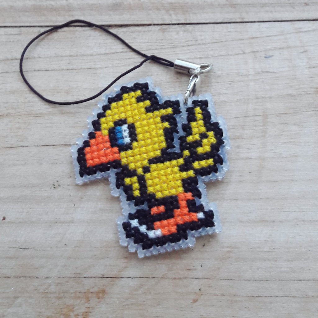 Stitchstormcrea's tweet photo. Forgot to snap a picture of these two before shipping them, so here they are in their new home!
#crossstitch #xstitch #plasticcanvas #videogameart #finalfantasy #chocobo #mousepointer #nerdstuff https://t.co/l67nz1hCE9