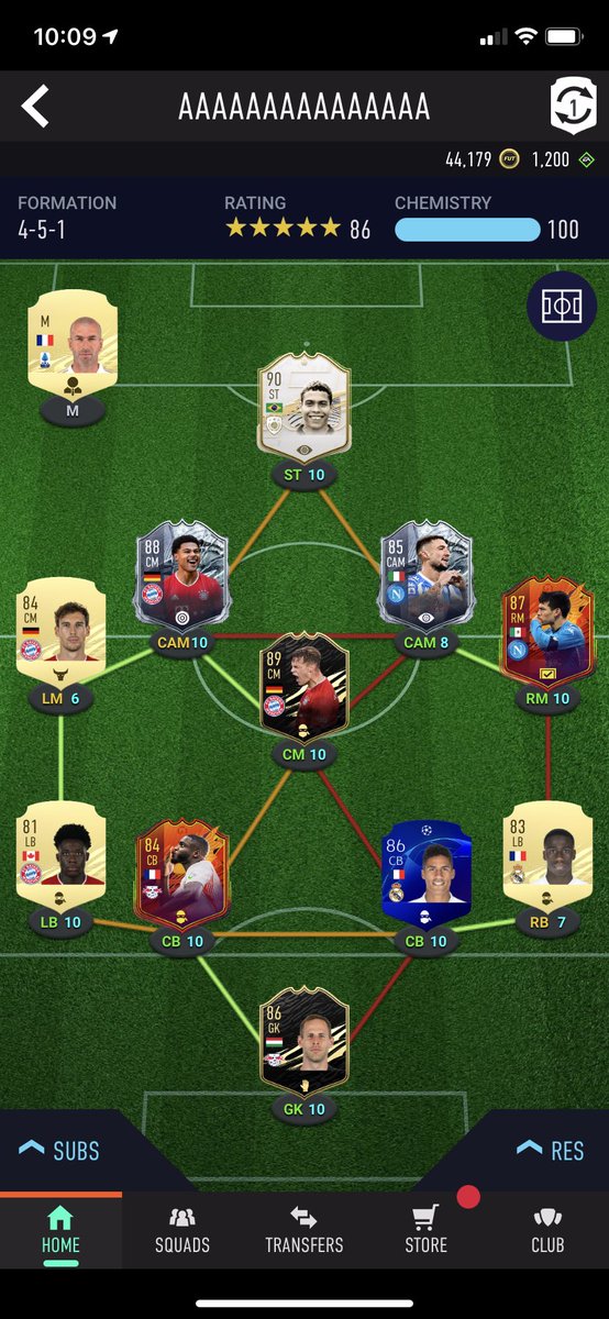 Mat5052's tweet photo. @Jcoyle29 I play a 4231 in game tradable players Lozano goretzka gulasci nd mendy https://t.co/vaXCy0dJCM
