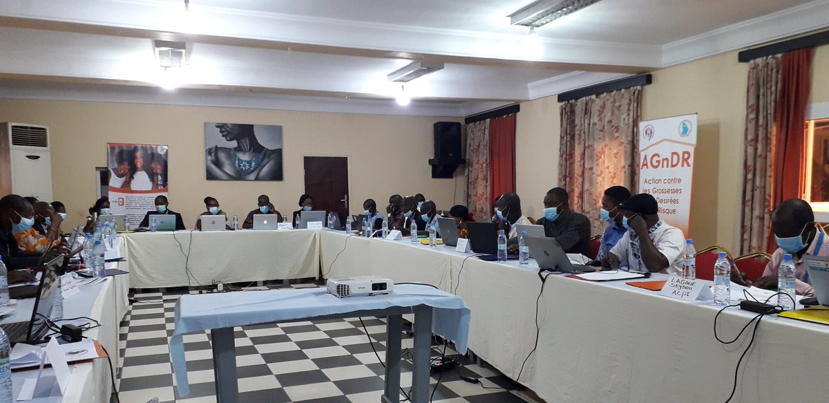 JeffAmann_'s tweet photo. #RESOnance 🇨🇮l Atelier bilan du plaidoyer de l'@AGnDR1 pour la domestication du #MaputoProtocol et l'accès des #femmes aux #DSSR, suivi de l' #AG de l'organisation.
#CIV225 #CIVRESOnance #AmplifyChange #SexualReproductiveCare @PathfinderInt @IpasOrg @EphrasieCouliba https://t.co/JzmmBDy9p3