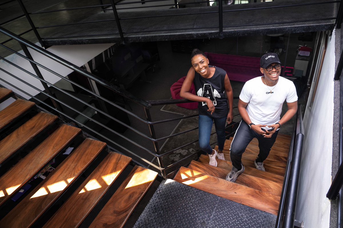 wearefreememsq's tweet image. We’re back on our grind for 2021!! 💪🏾 

Make sure you keep up to date with what we’re doing this year, it’s going to be 🔥

We hope your week is going as fabulous as these smiles!! 

#WeAreFreemeMusic #CreativityUnchained #ControlUnlocked #CuCu #DisruptingTheGame
