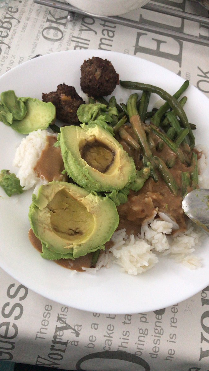 daku_ran's tweet photo. Are the gyms still closed for you guys? #beautiful #delicious #food #healthy #healthcare #workingout #gym #loveworkingout https://t.co/VC3ZFs063N